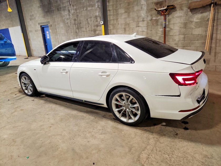 Audi A4, Premium Plus