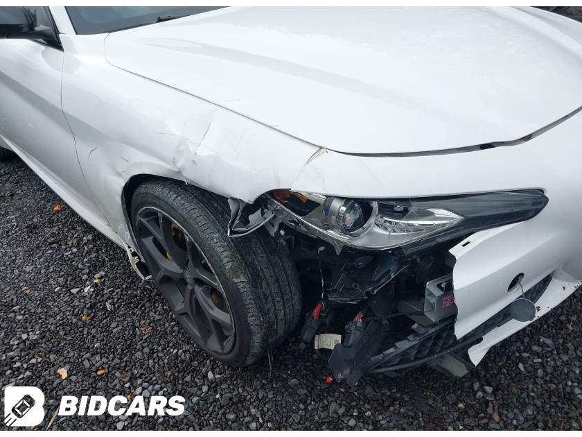 Alfa Romeo Giulia, Ti Awd