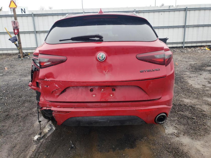 Alfa Romeo Stelvio, Sport