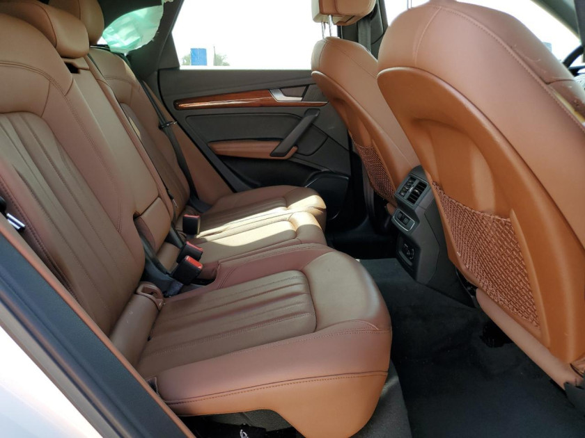 Audi Q5, Premium Plus