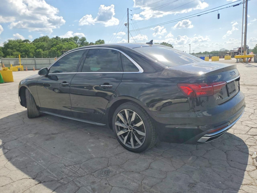 Audi A4, Premium 40