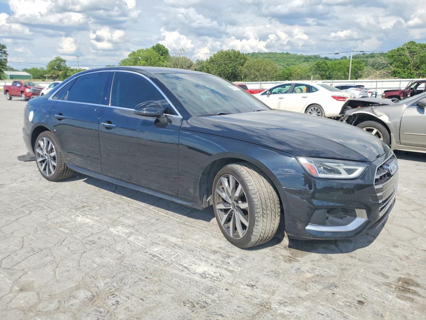 Audi A4, Premium 40