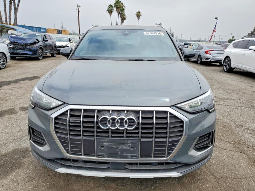 Audi Q3, Premium 40