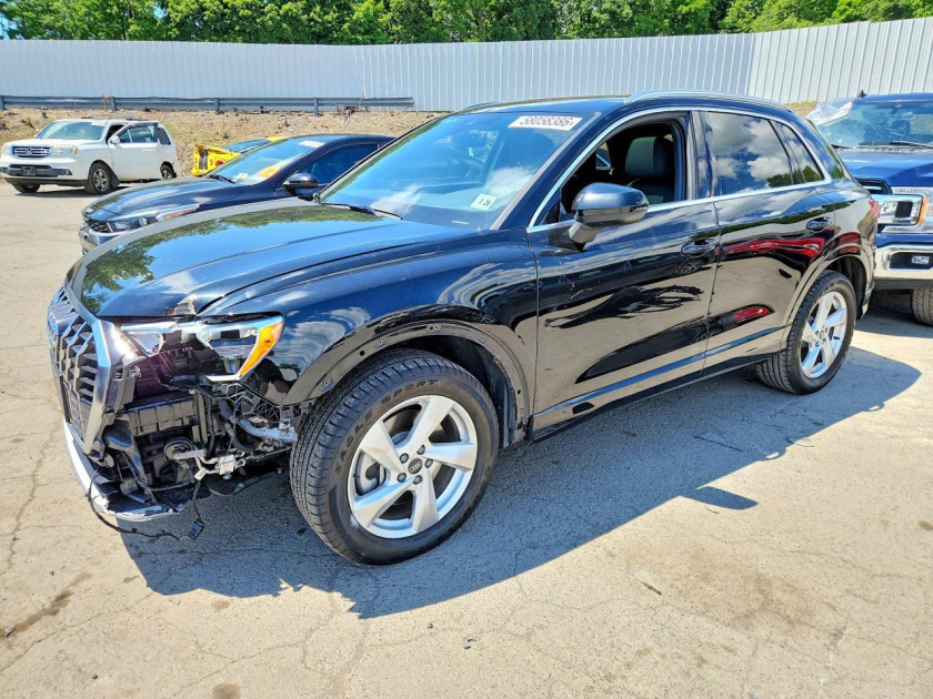 Audi Q3, Premium 40