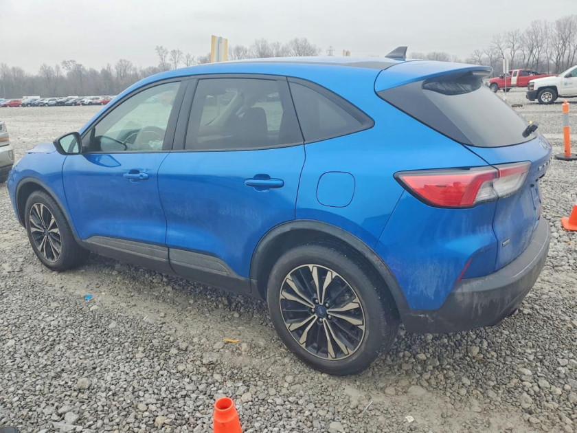 Ford Escape, SE