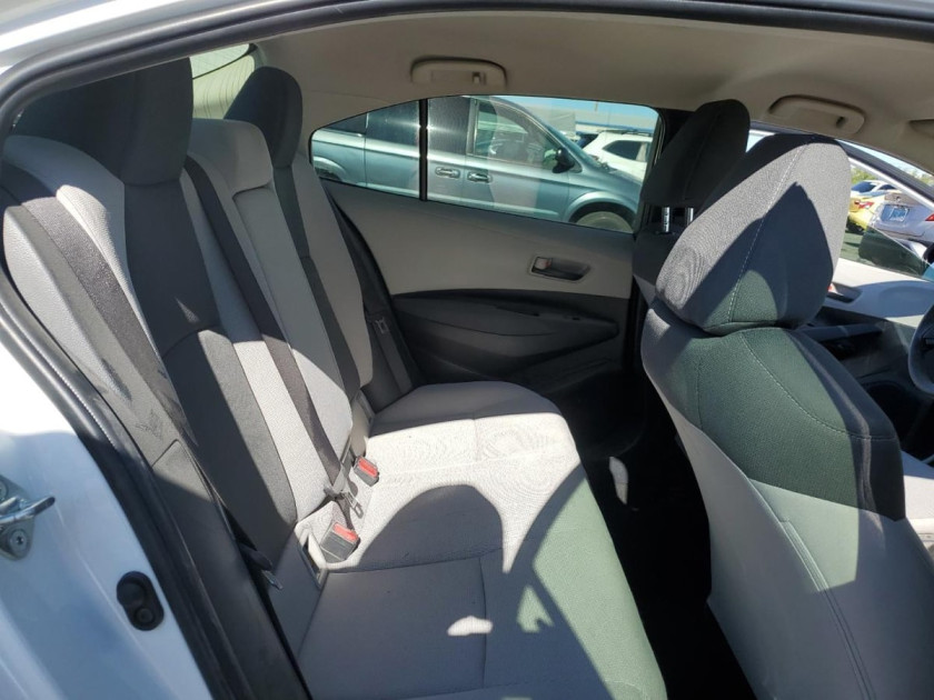 Toyota Corolla, LE