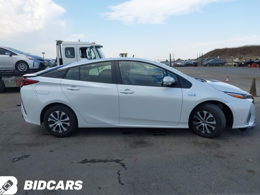 Toyota Prius, Prime Xle
