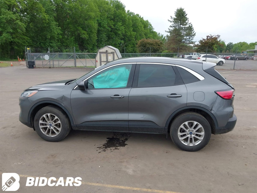 Ford Escape, SE