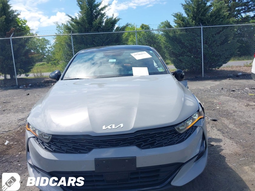 KIA K5, Gt-Line