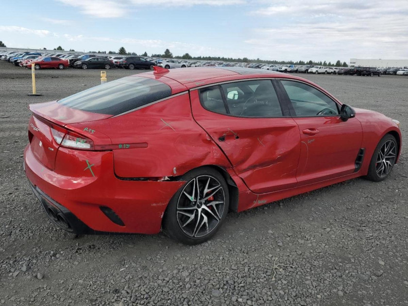 KIA Stinger, Gt Line