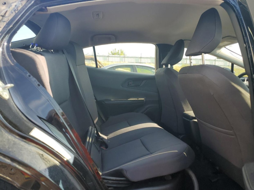 Toyota Prius, LE