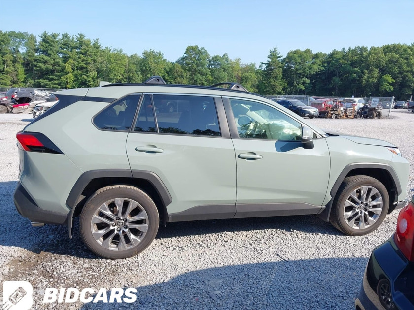 Toyota RAV4, Xle Premium