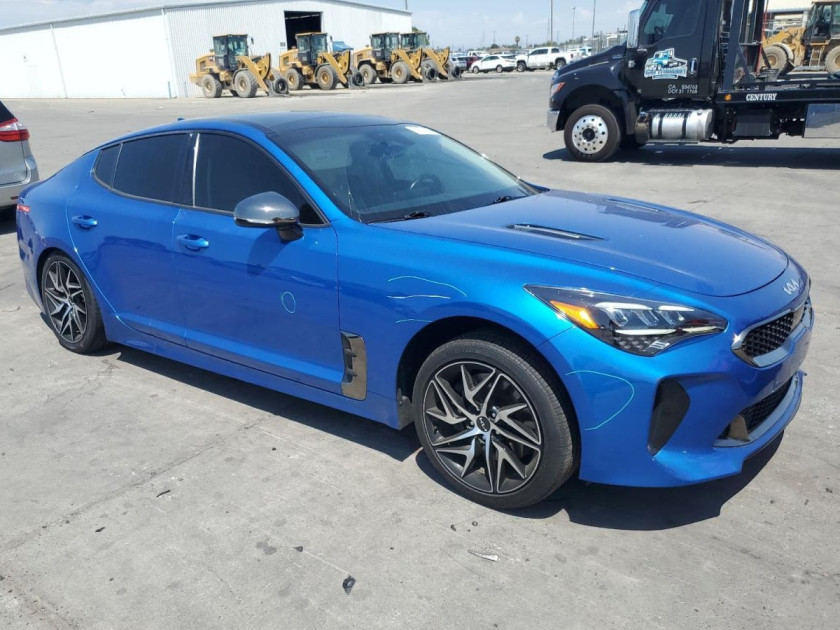 KIA Stinger, Gt Line