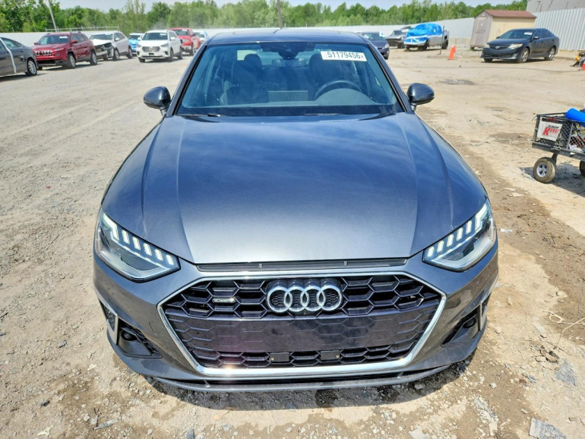 Audi A4, Premium Plus 45