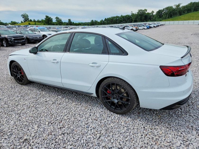 Audi A4, Premium Plus 45