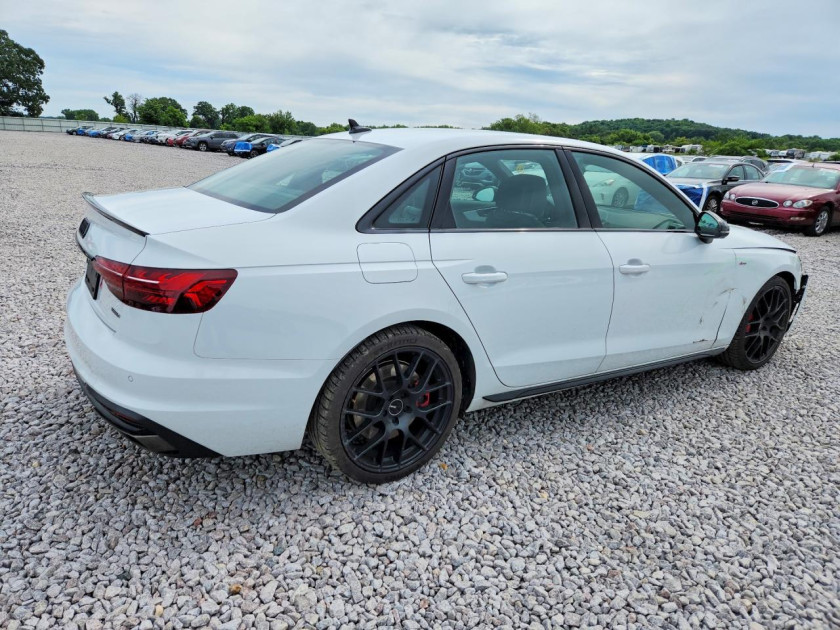 Audi A4, Premium Plus 45