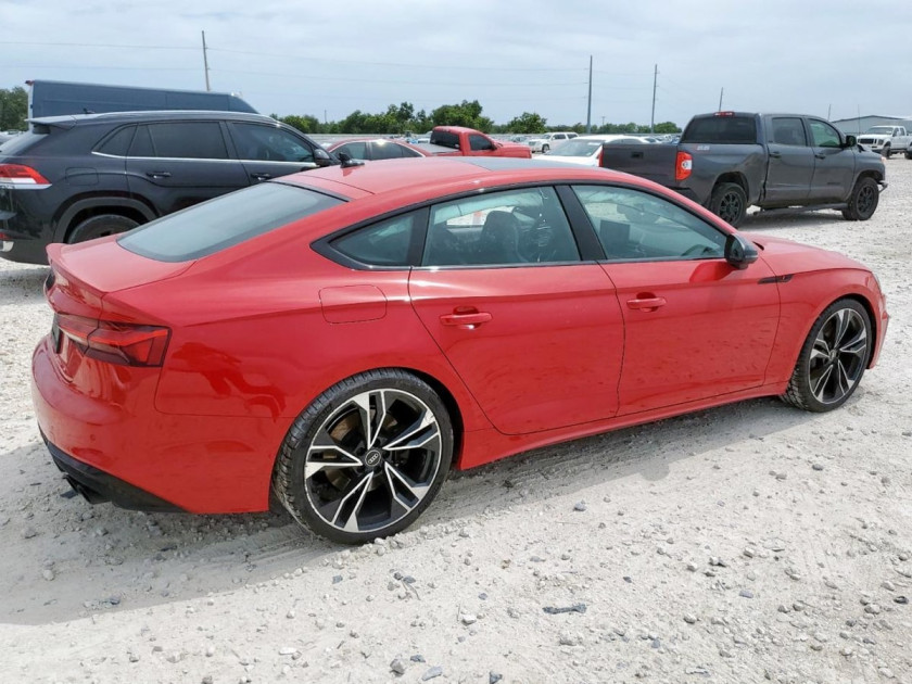 Audi S5, Premium Plus