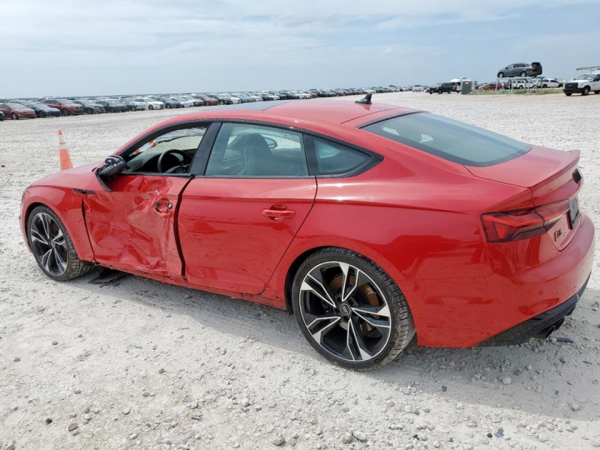 Audi S5, Premium Plus