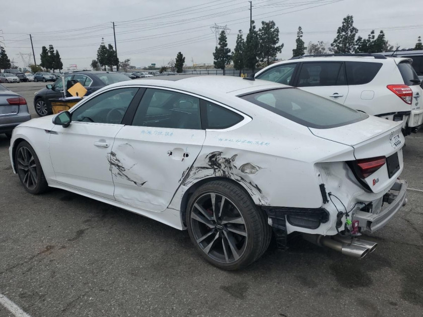 Audi S5, Premium Plus