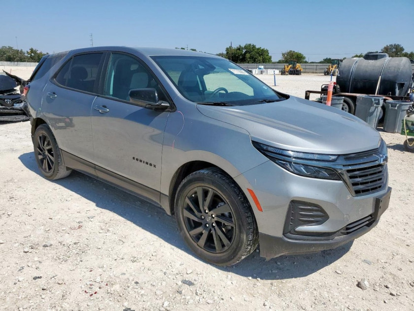 Chevrolet Equinox, LS