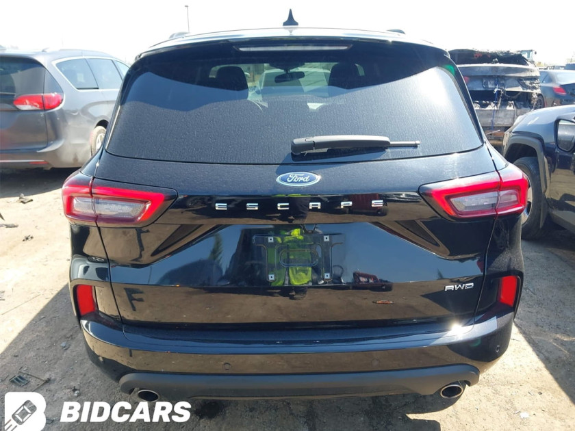 Ford Escape, St Line