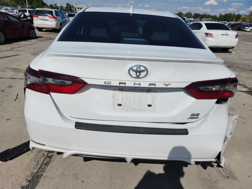 Toyota Camry, Se Night Shade
