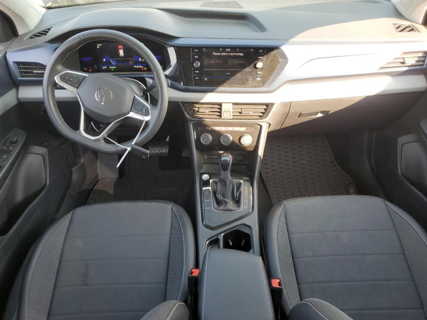 Volkswagen Taos, SE