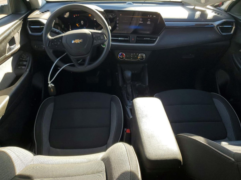 Chevrolet Trailblazer, LS