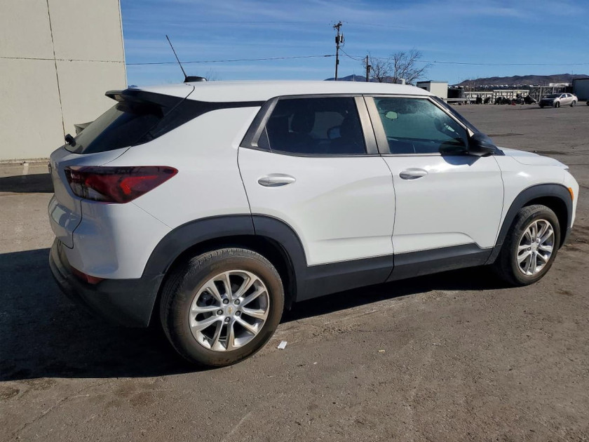 Chevrolet Trailblazer, LS