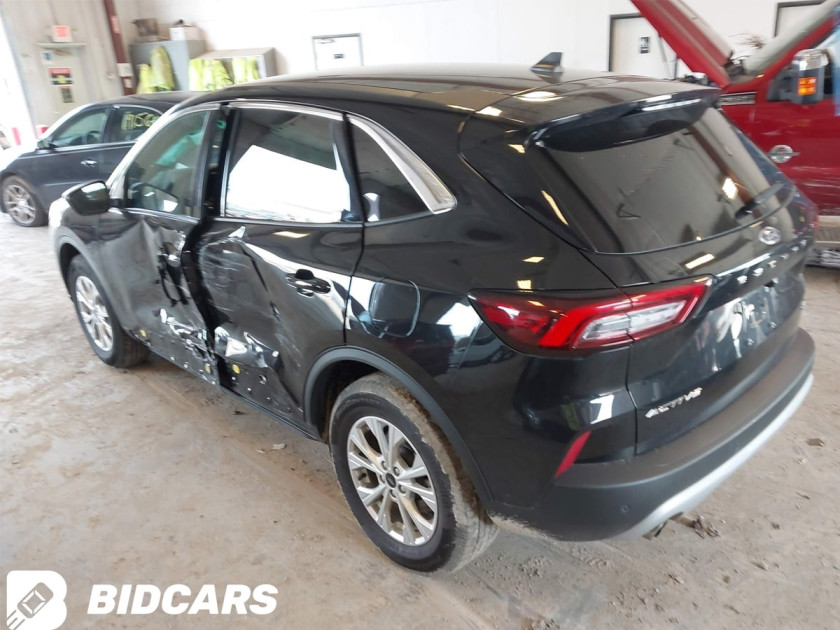 Ford Escape, Active