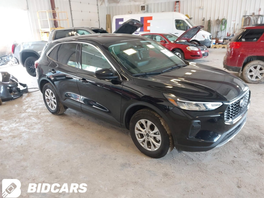 Ford Escape, Active