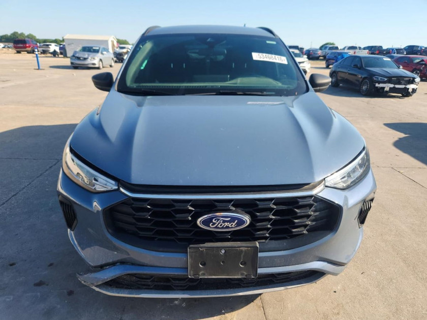 Ford Escape, St Line