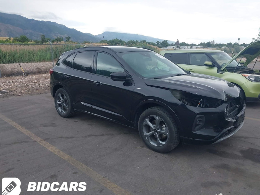 Ford Escape, St-Line Select