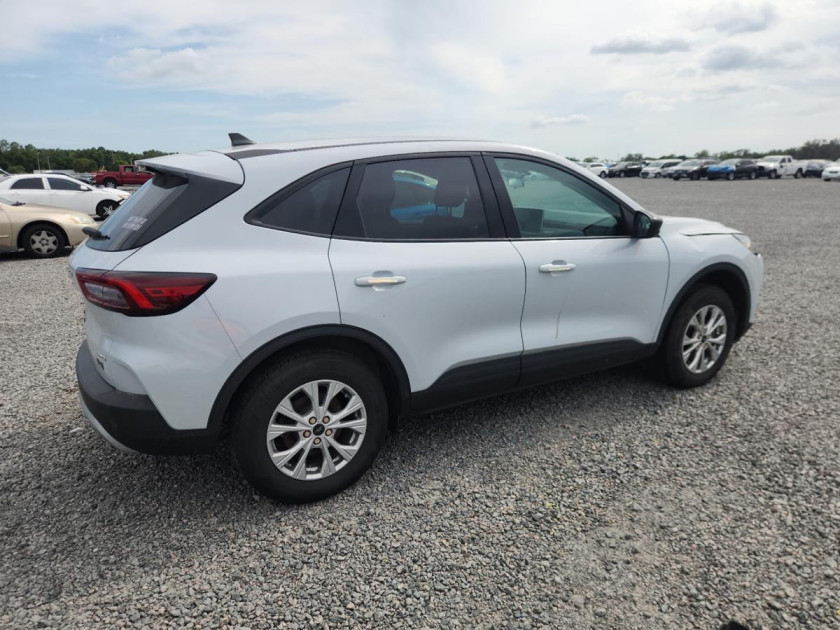 Ford Escape, Active
