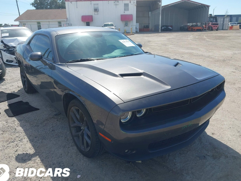 Dodge Challenger, Sxt