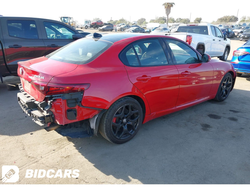 Alfa Romeo Giulia, Ti Rwd