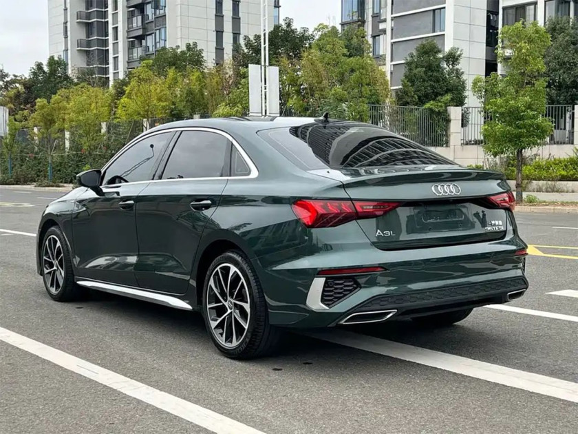 Audi A3 L Limousine