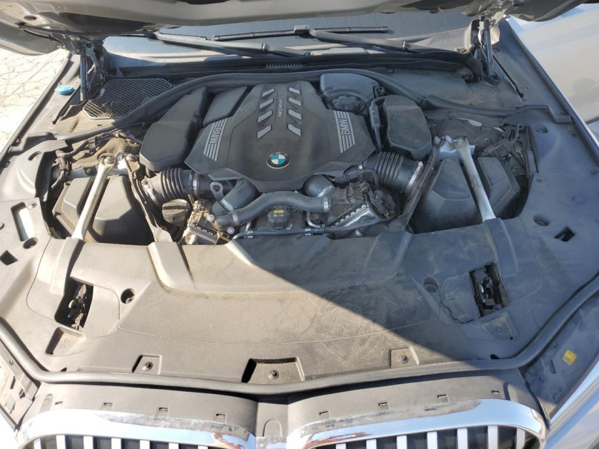 BMW 7 Series, 750 XI