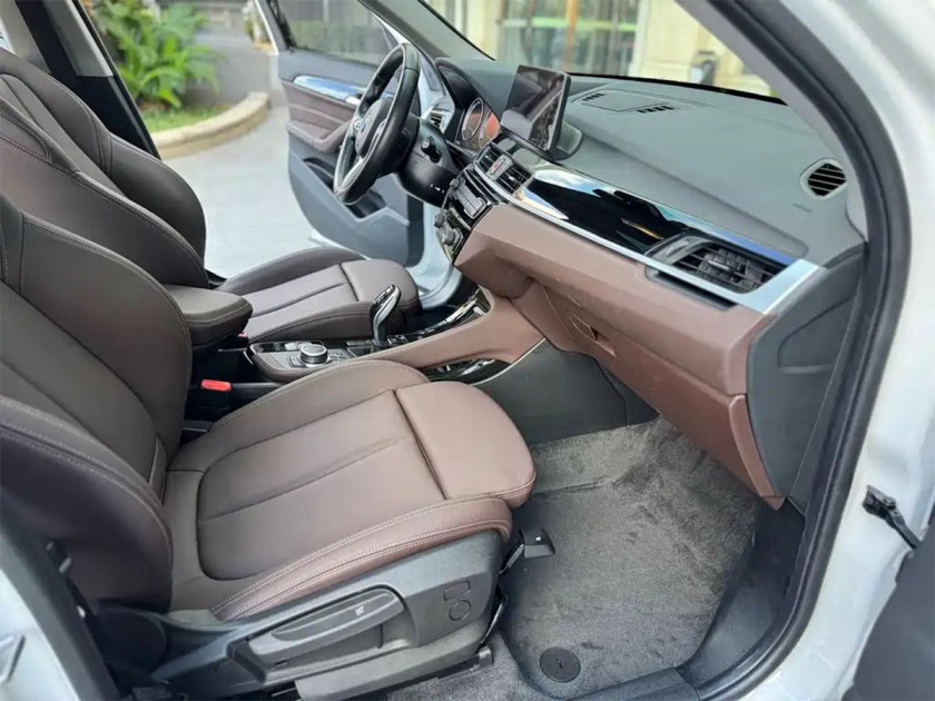 BMW X1 sDrive20Li