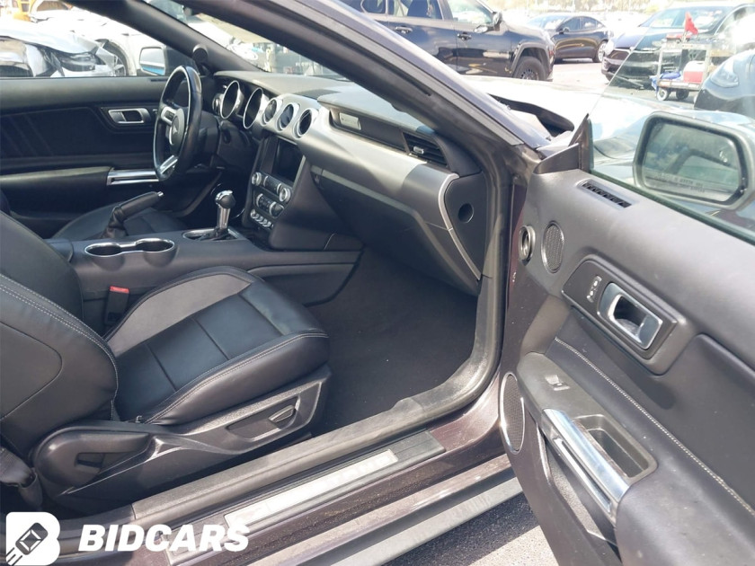 Ford Mustang, Ecoboost Premium