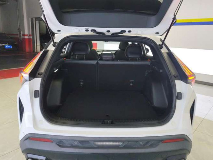 Geely Atlas (Boyue COOL)