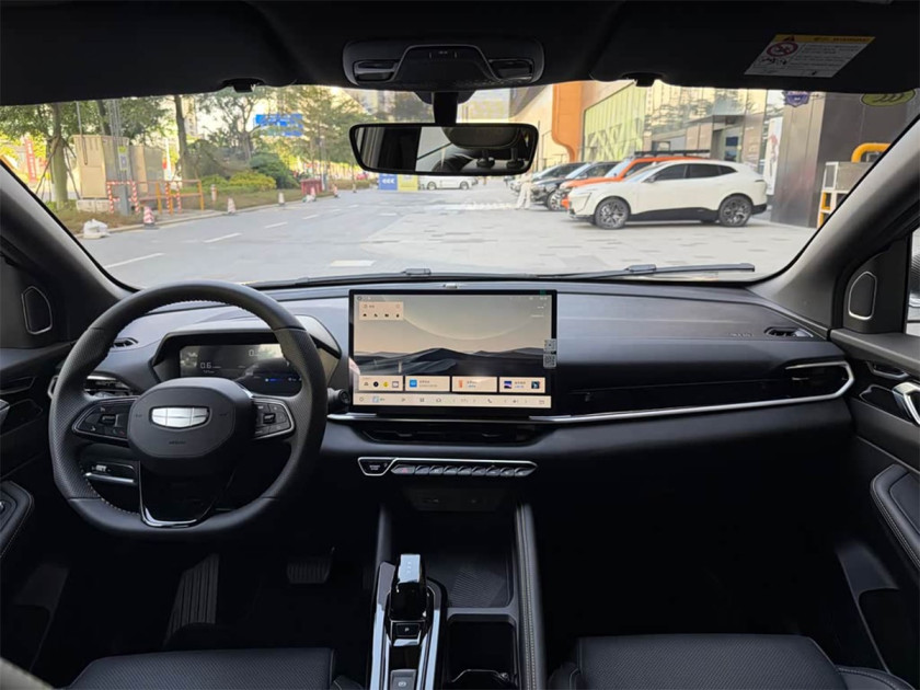 Geely Coolray (Binyue L)