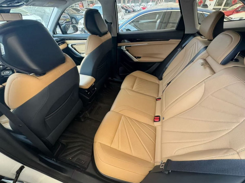 Geely Atlas (Boyue COOL)
