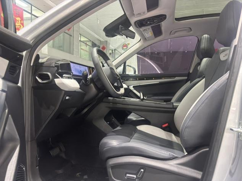 Geely Atlas (Boyue COOL)
