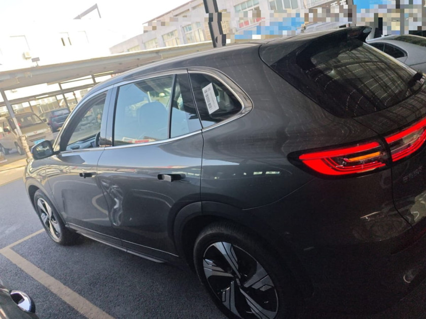 Geely Galaxy e5