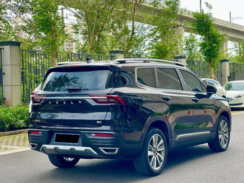 Geely Okavango (Haoyue)