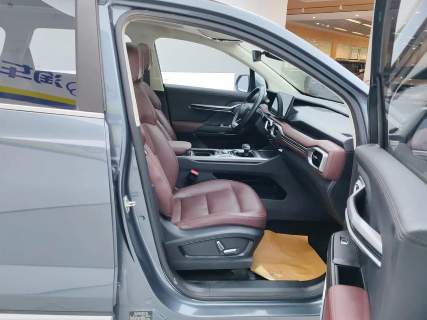 Geely Okavango (Haoyue)