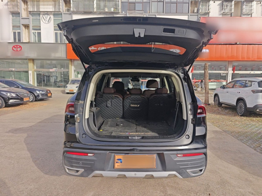 Geely Okavango (Haoyue)