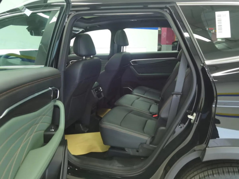 Geely Okavango (Haoyue L)