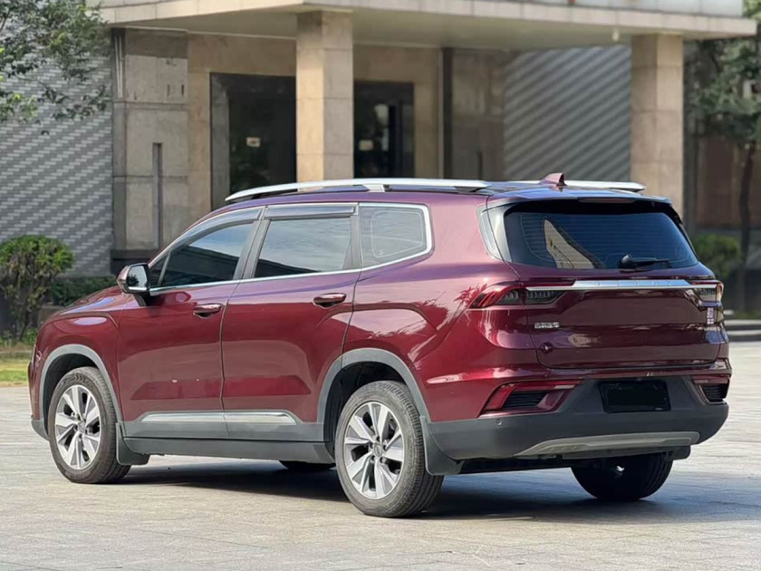 Geely Okavango (Haoyue)